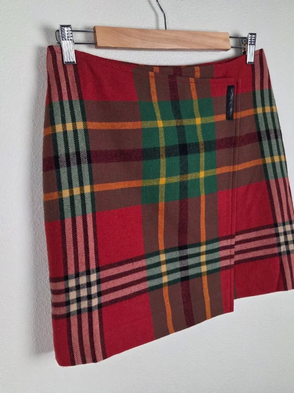 Ralph Lauren Tartan Plaid Mini Skirt Size 4 100% Wool Red Green Wrap Fall